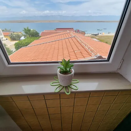 Apartment By The Sea - 21649