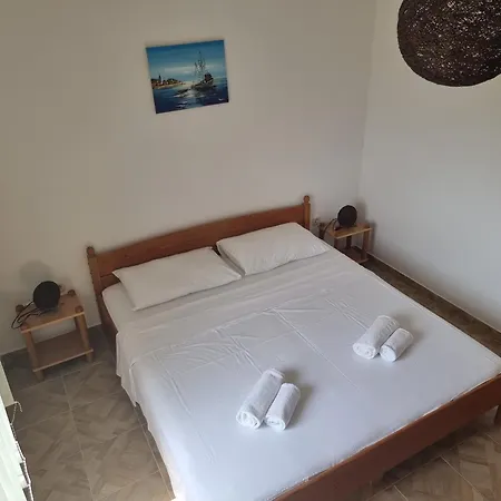 Apartment By The Sea - 21649 Vir