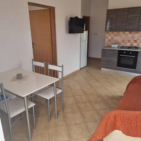 Appartement By The Sea - 21649