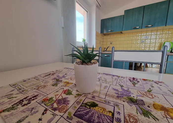 By The Sea - 21649 Apartman *