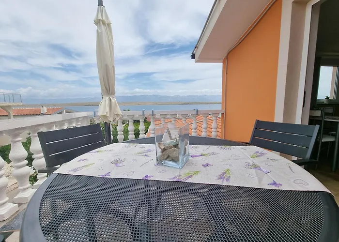 By The Sea - 21649 Apartman